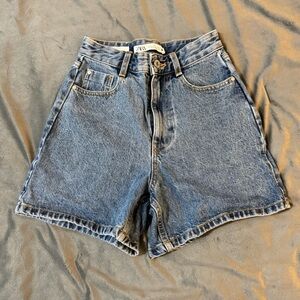 Zara Denim High-Waisted Shorts

#1205